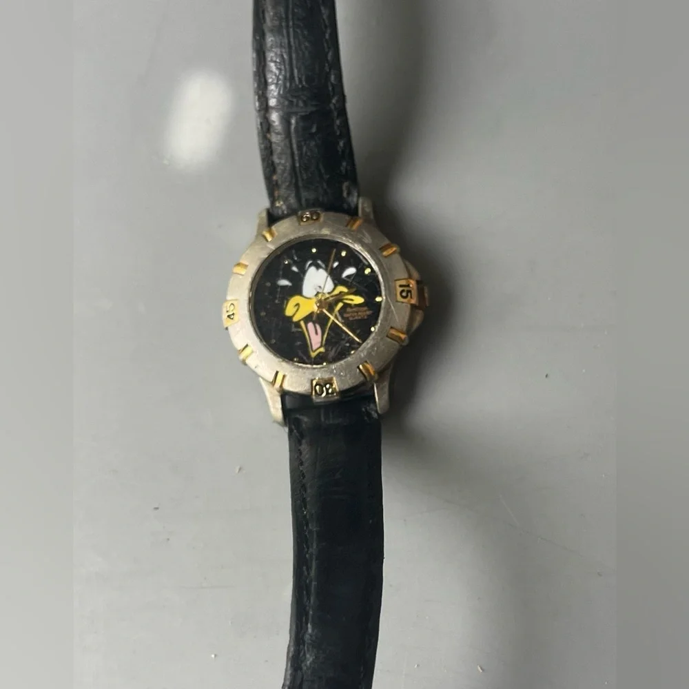 Watch Collectors -5 Different style watch’s (see photos ) $7.00 for all